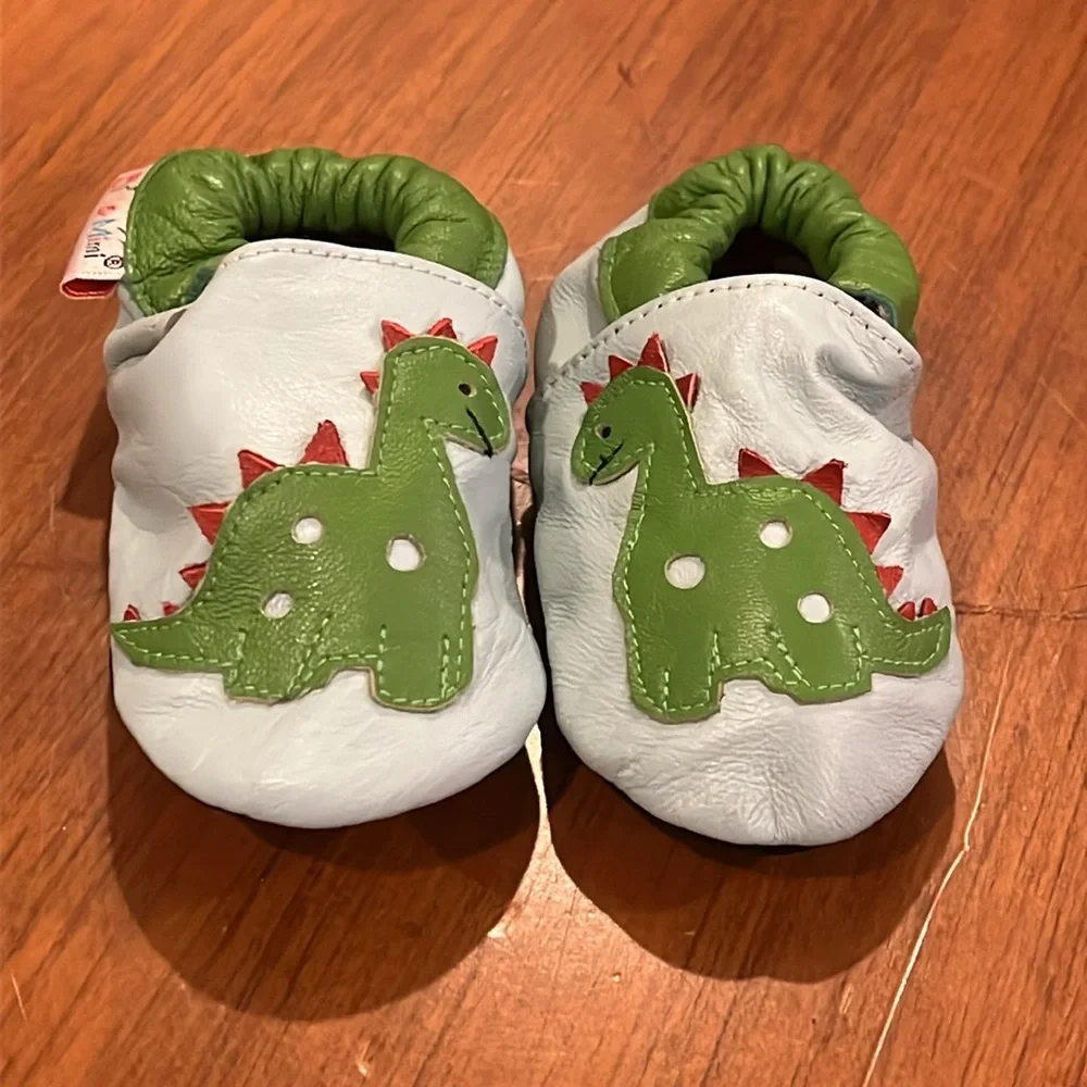 Bibi and Mimi Dino Dinosaur Crib Shoes Sneakers new Boys Girls Size 0-6 Months